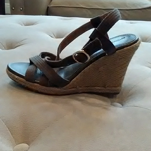 Banana Republic wedge sandal - Picture 3 of 5